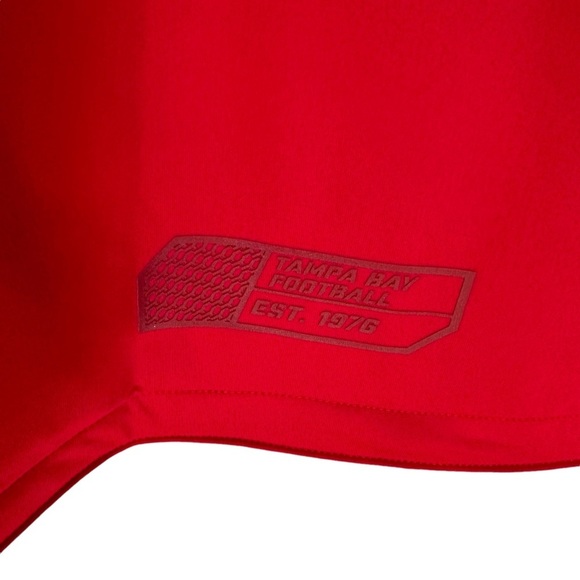 Nike Mens NFL Buccaneers 1/4 Zip Long Sleeve in Red and Black Shirt Size L - Picture 7 of 14